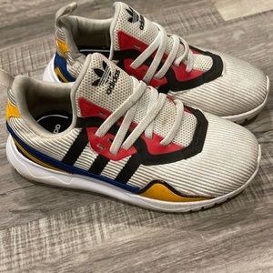 Boys Adidas Ortholite Tennis Shoes size 12k